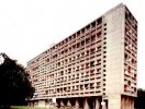 Briey 1961 : cité Radieuse Le Corbusier vendue par l'office en 1988