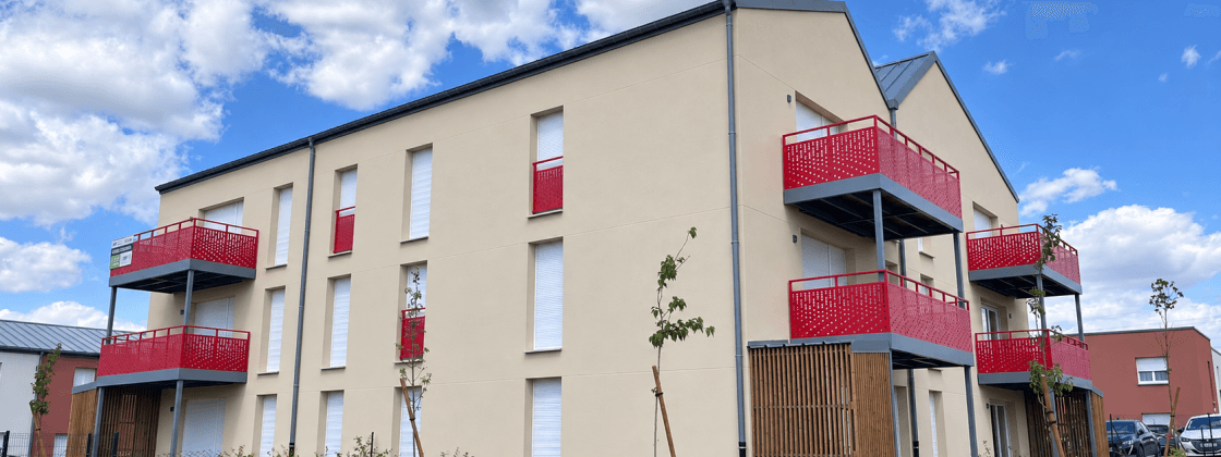 SEICHAMPS - Façade rue de la Haie Cerlin