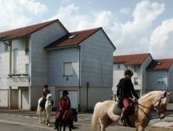 HUSSIGNY-GODBRANGE : ensemble résidentiel rue Loucheur