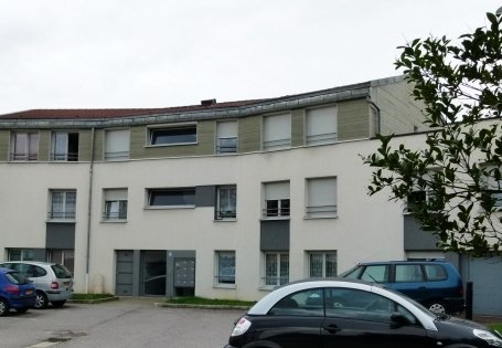SEICHAMPS : résidence