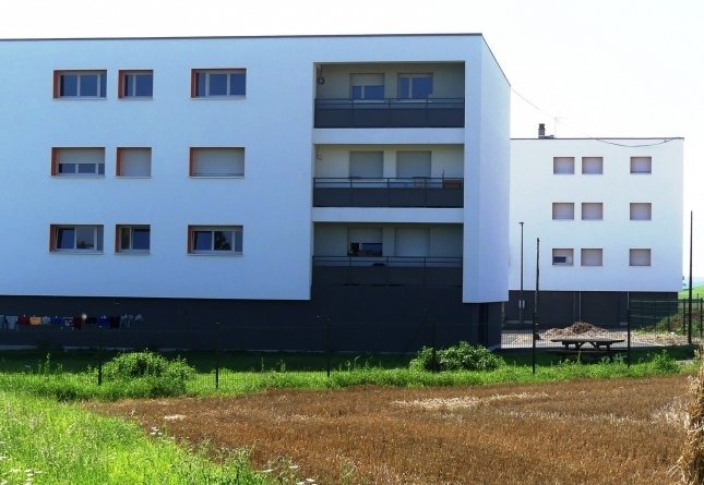 VEZELISE T4 de 78 m2 à 386 €