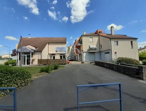 •  À louer : Local pro 109 m² en RDC – Emplacement calme et central