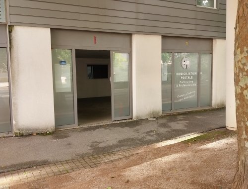 À Louer : Local commercial de 100 m² en centre ville de SEICHAMPS